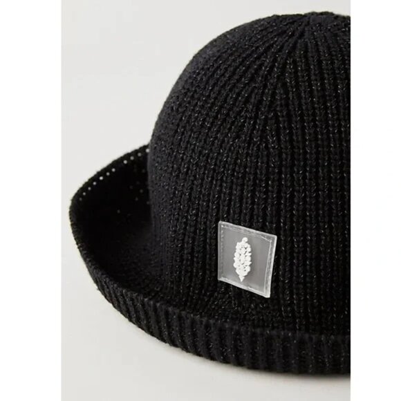 New Free People Reflective Bell Beanie Bucket Hat One Size NWOT - Picture 4 of 9